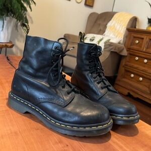 Dr. Martens 1460 Pascal